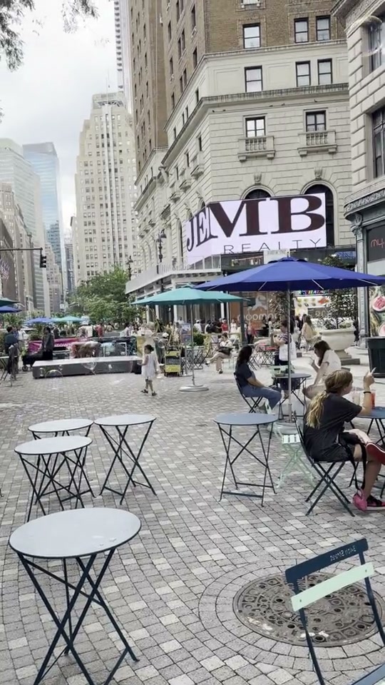 Herald Square Plaza Video